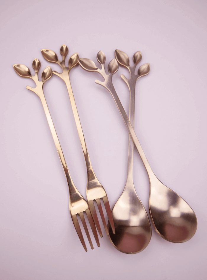 rosegold skeer og gafler blad design